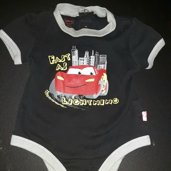 Disney One Pieces Infant Graphic Design Onesie 69m Lightning